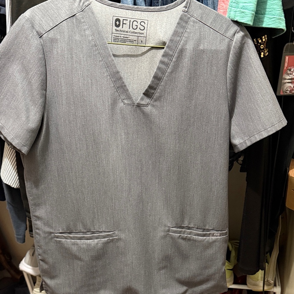 Figs Casma top size Small